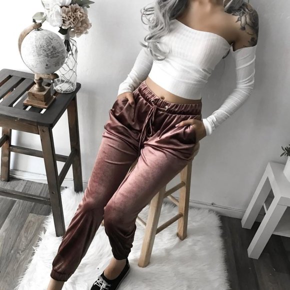 Pants - Velvet Joggers - Mauve